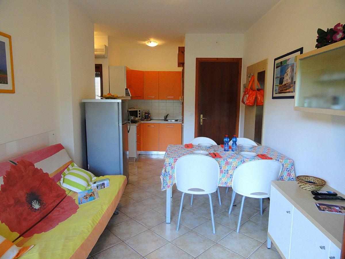 Apartment Villaggio Nautilus-1 By Interhome ビビオーネ エクステリア 写真